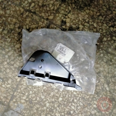 Peugeot 307 tampon tutucu braketi arka sol