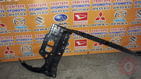 SUBARU XW ÖN PANEL