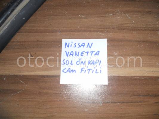 NİSSAN VANETTA SOL ÖN KAPI CAM LASTİĞİ ORJİNAL ÇIKMA
