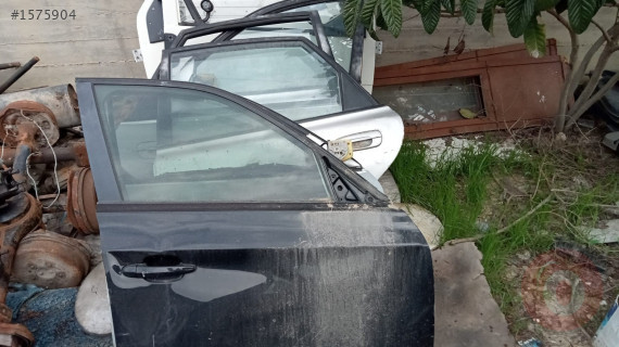 2007 model BMW X3 çıkma ön sağ kapı