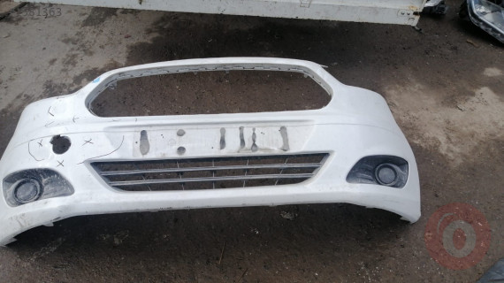 FORD COURİER BEYAZ ÖN TAMPON ÇIKMA ORİJİNAL 2014-2017