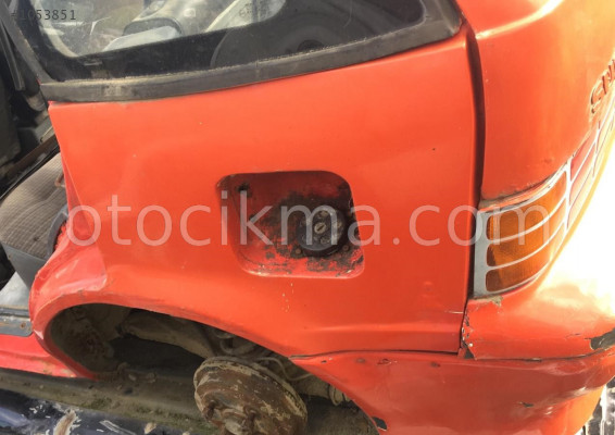 suzuki swift çıkma sol arka çamurluk