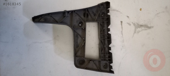 8T8807453A - Audi A5 Arka Tampon Braketi Orjinal Çıkma
