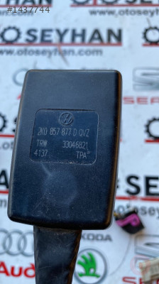 2K0857877D vw caddy sağ ön koltuk emniyet kemeri kilidi