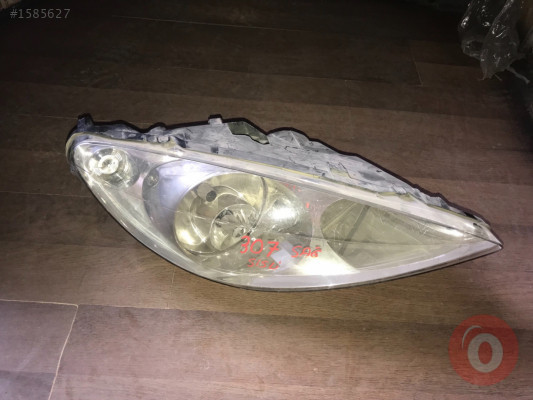 Peugeot 307 sağ ön sisli far çıkma orjinal