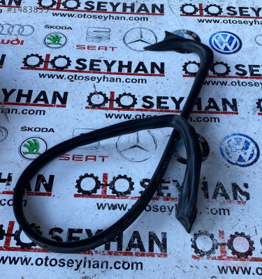 2K0843789A vw caddy 2004-15 sol sürgülü kapı üst lastiği
