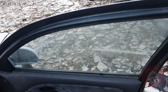 1996 hyundai elantra 1.8 otomatik çıkma sağ ön kapı camı