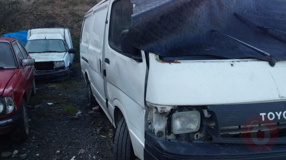 TOYOTA HİACE SAĞ ARKA KAPI ÇIKMA PARÇA MISIRCIOĞLU OTO