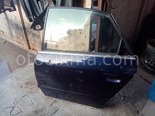 AUDİ A6 SOL ARKA KAPI DOLU HATASIZ LACİVERT 1997 2004