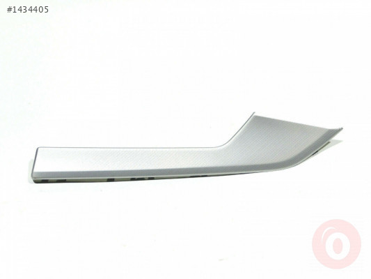 AUDİ A4 16-19 DÖŞEME BAKALİTİ SAĞ ARKA 8W0867420K UR3