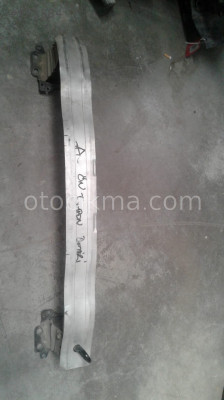AUDİ A3 ORJİNAL ÇIKMA TAMPON DEMİRİ