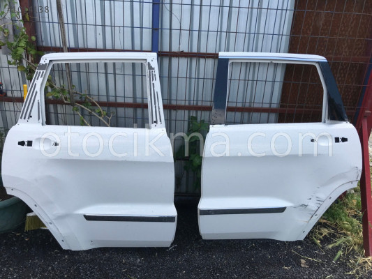 Jeep Cherokee çıkma sağ /sol arka kapı