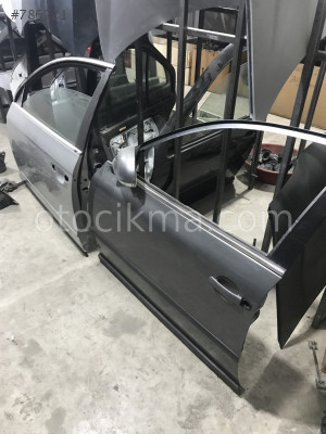 Orjinal çıkma passat kapı