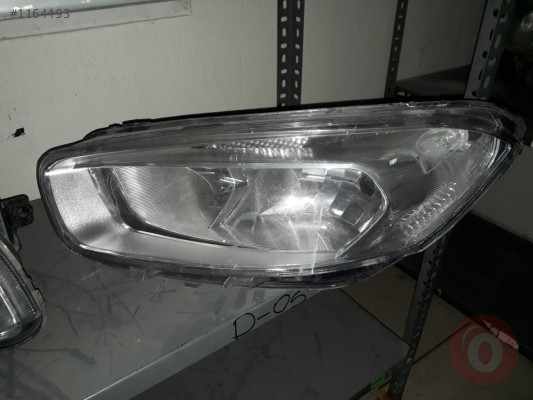 FORD COURİER 2015 ORJİNAL ÇIKMA SAĞ FAR