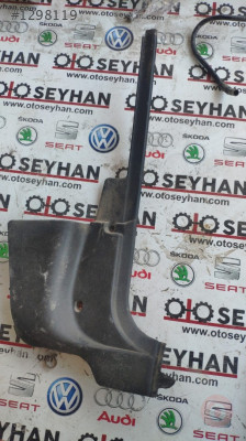 6K1863484 polo classic ibiza caddy sağ ön direk alt kaplama