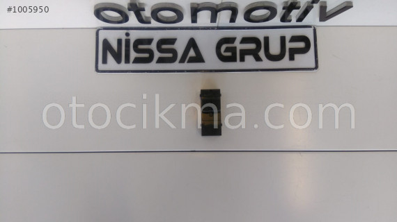 NİSSAN MİCRA ÖN SOL CAM AÇMA DÜĞMESİ SIFIR K12 2002-2010
