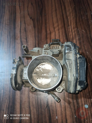 vw polo classic AKL gaz kelebeği çıkma orjinal 06A 133 064 J