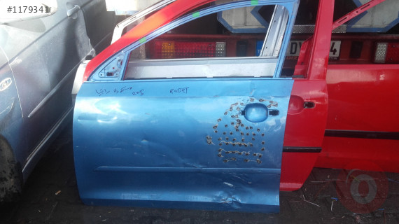 fabia çıkma  sol ön kapı