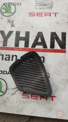 6J8867436 seat ibiza bagaj havalandırma kapağı sağ