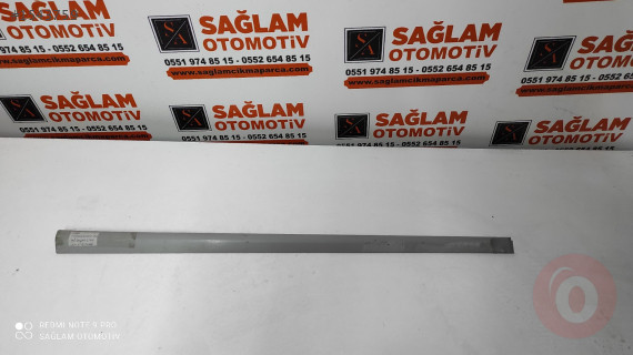 HYUNDAİ ACCENT ERA ÇIKMA SAĞ ÖN KAPI ÇİTASI OEM; 87722-1E000