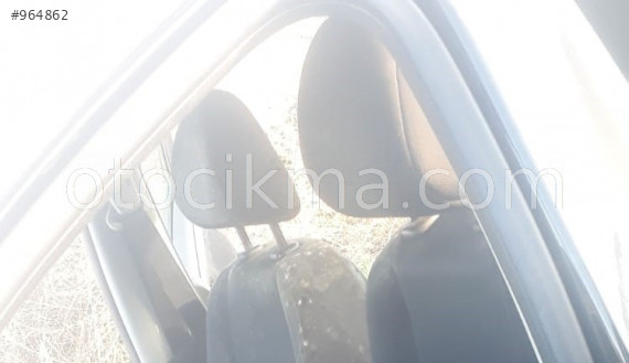 2009 peugeot 207 1.4 benzinli çıkma ön takım koltuk başlığı