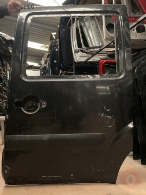 FİAT DOBLO SIFIR 01-10 SOL SÜRGÜLÜ KAPI ÇIKMA ORJİNAL