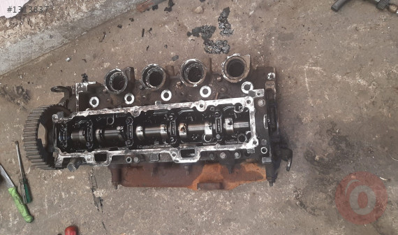 citroen c1 1.4 8v dizel çıkma silindir kapağı
