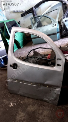 Fiat Doblo 1 Sağ Ön Kapı Çıkma