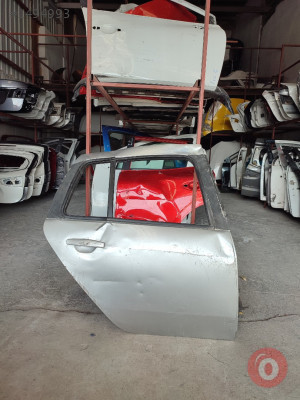 Renault Talya sağ arka orijinal dolu çıkma parca