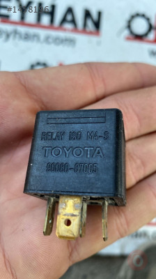 90080-87005 toyota avensis carina siyah röle