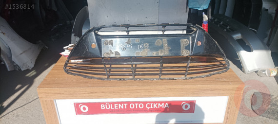 Ford Focus ön tampon ızgarası orijinal çıkma