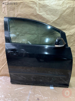 VW GOLF PLUS 05-11 SAĞ ÖN KAPI SİYAH DOLU 5M0831302P