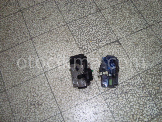 opel vectra b sol kapı kilit -iç kilit 90585021 gm