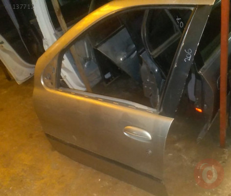 fiat albea çıkma sağ ön kapı
