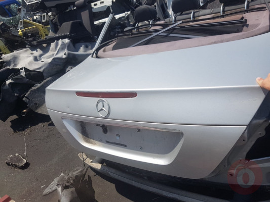 Mercedes W211 Bagaj Kapağı Hatasız Orjinal Çıkma