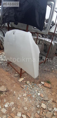 Pejo 301 2015 model az kusurlu motor kaputu