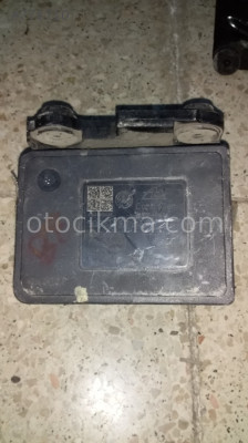 Passat b8 beyaz abs beyni orj.cıkma