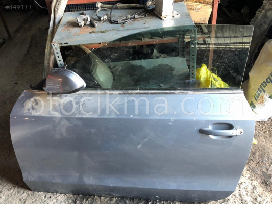AUDİ A5 SOL ÖN KAPI VE TÜM ÇIKMA YEDEK PARÇALAR