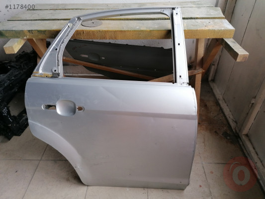 Ford focus 2008 2010 sağ arka kapı