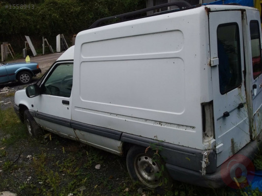 Renault express 1.4 şarj dinamosu çıkma parça Mısırcıoğlu ot