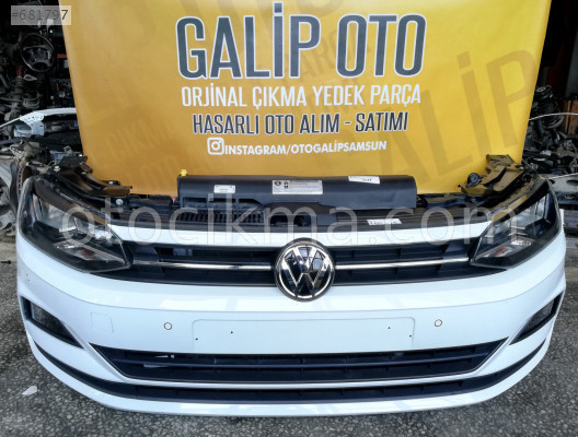 Volkswagen Polo 2018 Sağ ön far hatasız orjinal çıkma