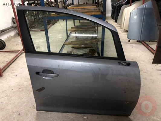 OPEL CORSA D SAĞ ÖN KAPI ORJİNAL