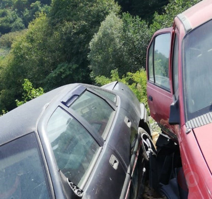 opel vectra a kasa çıkma sol arka kapı.