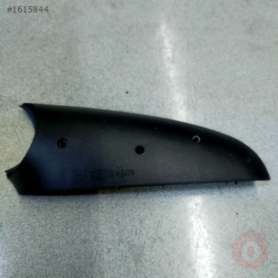 3B085760301C AYNA ALT PLASTİĞİ