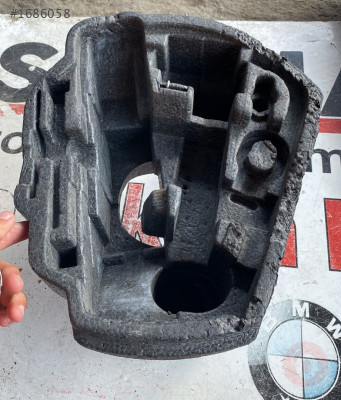 1J0012115S vw bora golf 4 octavia mk1 bagah stepne köpüğü