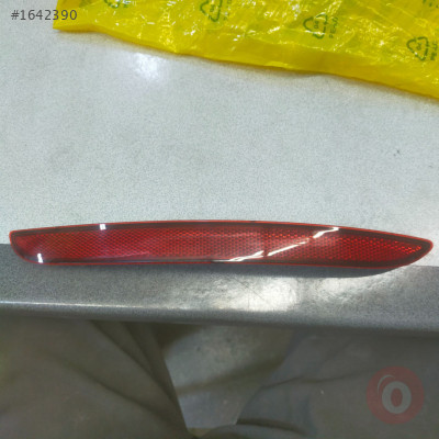 FİAT LİNEA ARKA TAMPON REFLEKTÖRÜ SAĞ VE SOL
