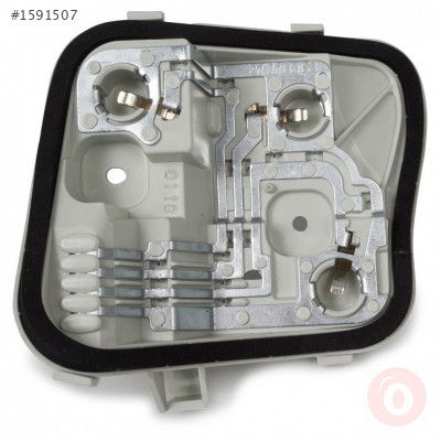 AUDİ A3 04-08 SAĞ ARKA STOP LAMBA DUYU 8P4945258