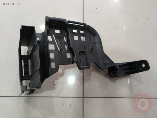 Mercedes C Serisi W205 Sigorta Kutusu Braketi A2055452940