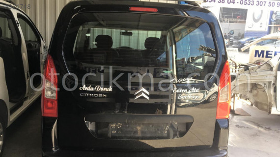 CİTROEN   BERLİNGO  ÇIKMA   BAGAJ KAPAĞI LİDER PEUGEOT