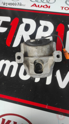 8R0 199 381 Audi A4 Çıkma Motor Takozu